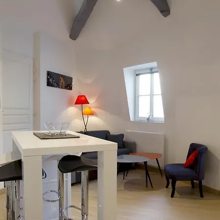 Lägenhet Git'appart Au Bord De Loire *