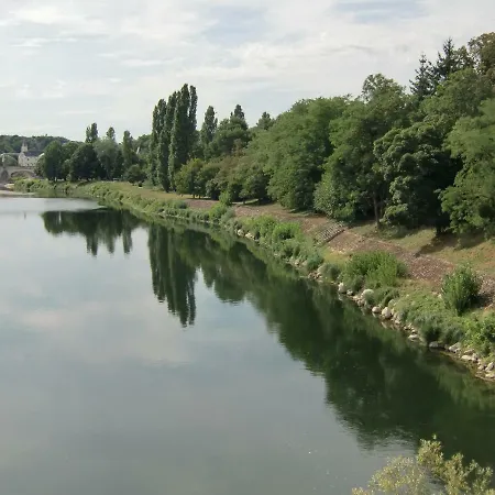 Git'appart Au Bord De Loire Апартаменти